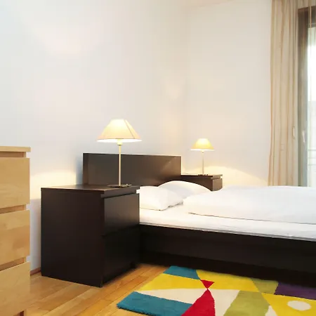 بيت شباب Maverick Soho