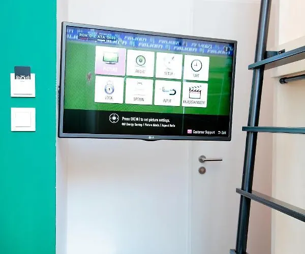 Maverick Soho Hostel