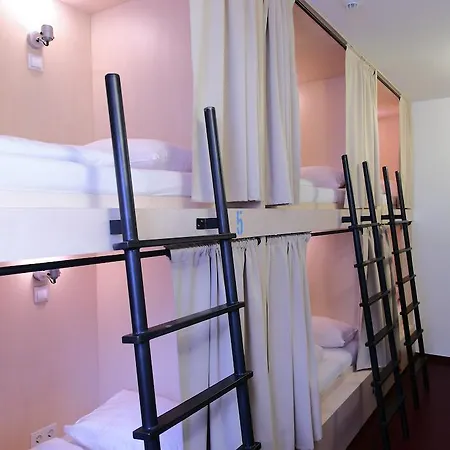 Maverick Soho Hostel *
