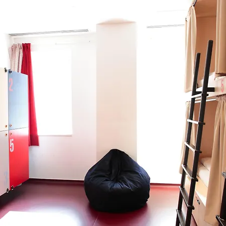 Maverick Soho Hostel *