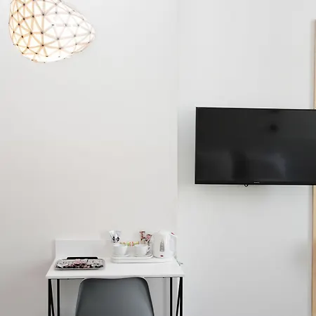 Maverick Soho Hostel *
