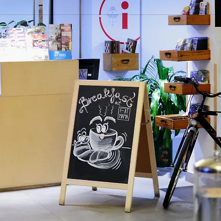 Maverick Soho Hostel
